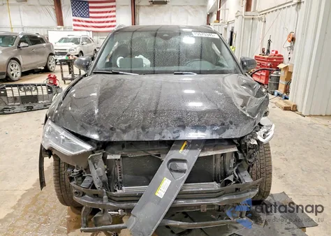 2021 Audi Q3 Premium Plus S Line 45 z USA, uszkodzony, nr VIN WA1EEDF32M1069802